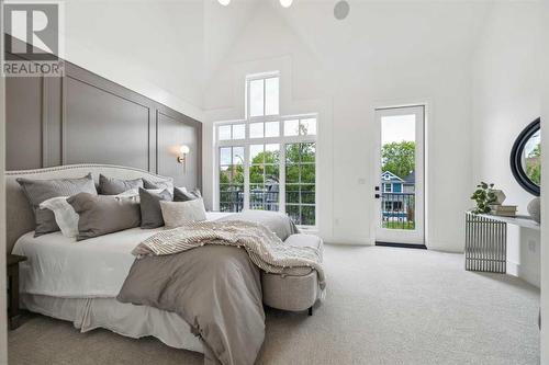 528 19 Avenue Sw, Calgary, AB - Indoor Photo Showing Bedroom