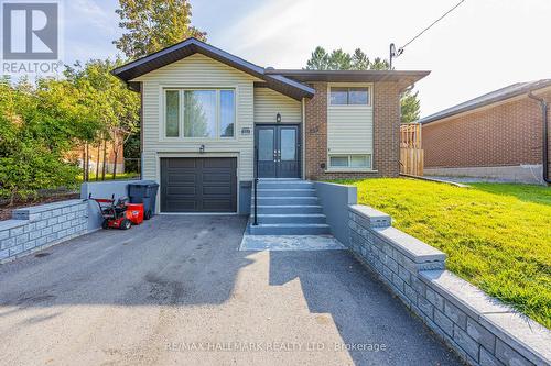 553 Pinewood Street, Oshawa, ON - Outdoor