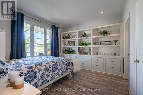 399 Lakeshore Road, Port Hope, ON - Indoor Photo Showing Bedroom