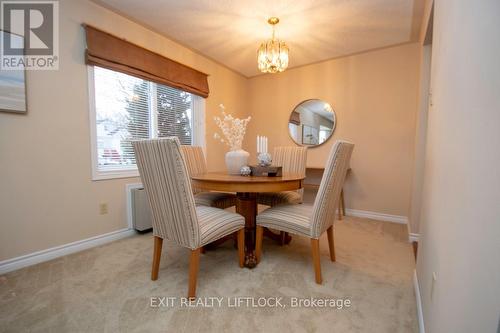 102 - 920 Ford Street, Peterborough (Monaghan), ON - Indoor Photo Showing Dining Room