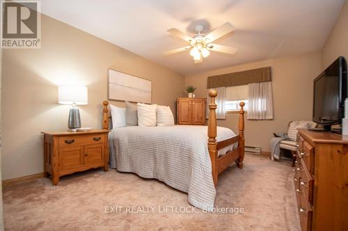 102 - 920 Ford Street, Peterborough (Monaghan), ON - Indoor Photo Showing Bedroom