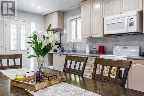 238 Church Street, Georgina, ON - Indoor Photo Showing Kitchen