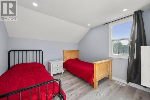 238 Church Street, Georgina, ON - Indoor Photo Showing Bedroom