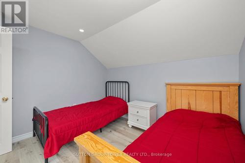 238 Church Street, Georgina, ON - Indoor Photo Showing Bedroom