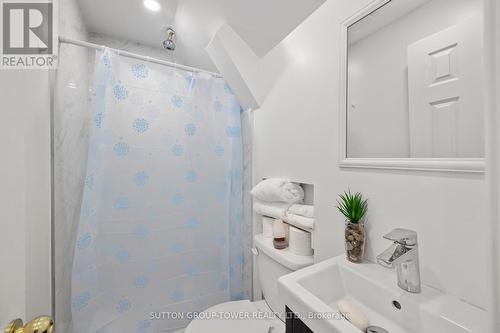 238 Church Street, Georgina, ON - Indoor Photo Showing Bathroom