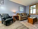 2060 Summit Drive Unit# 104, Panorama, BC  - Indoor Photo Showing Living Room 