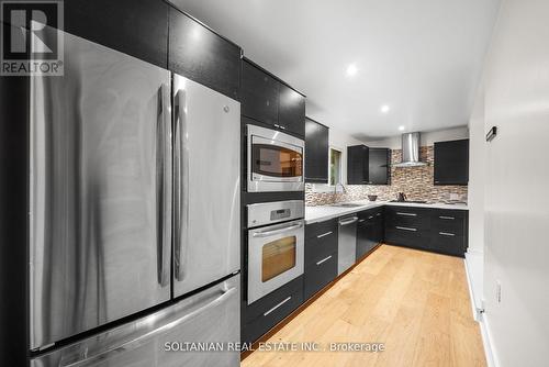 12 Blue Ridge Road, Toronto (Bayview Village), ON - Indoor Photo Showing Kitchen With Stainless Steel Kitchen With Upgraded Kitchen