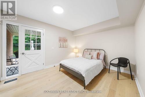 12 Blue Ridge Road, Toronto (Bayview Village), ON - Indoor Photo Showing Bedroom