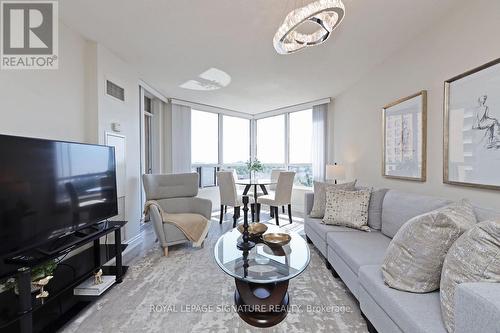 814 - 10 Northtown Way, Toronto (Willowdale East), ON - Indoor Photo Showing Living Room