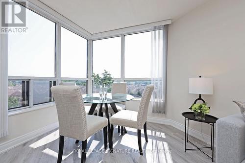 814 - 10 Northtown Way, Toronto (Willowdale East), ON - Indoor Photo Showing Dining Room