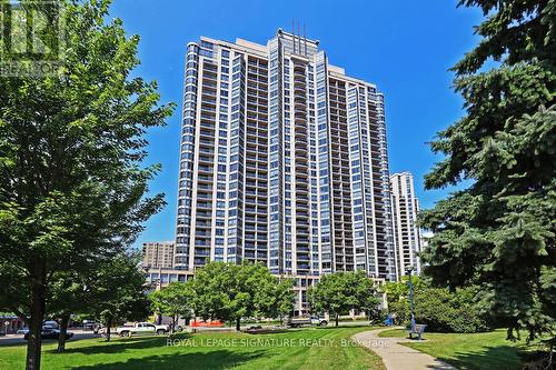 814 - 10 Northtown Way, Toronto (Willowdale East), ON - Outdoor With Facade