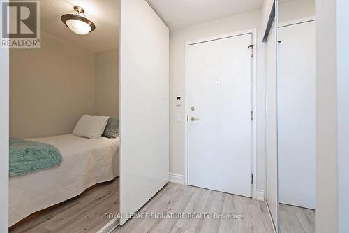 814 - 10 Northtown Way, Toronto (Willowdale East), ON - Indoor