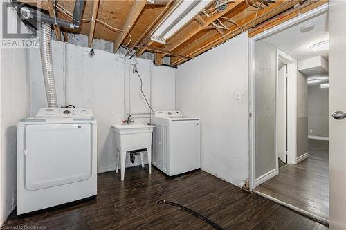 210 Glamis Road Unit# 34, Cambridge, ON - Indoor Photo Showing Laundry Room