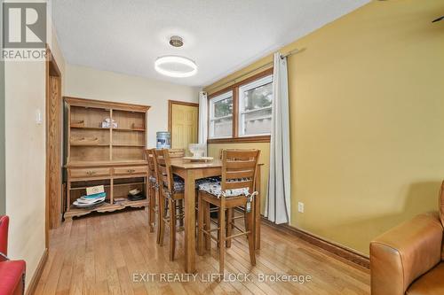 647 Bellaire Street, Peterborough (Otonabee), ON - Indoor Photo Showing Dining Room