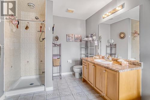 78 Laurier Avenue W, Richmond Hill, ON - Indoor Photo Showing Bathroom