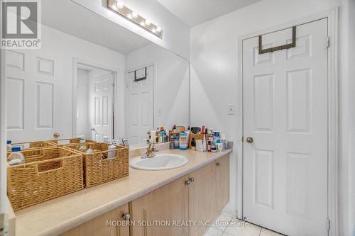 78 Laurier Avenue W, Richmond Hill, ON - Indoor Photo Showing Bathroom