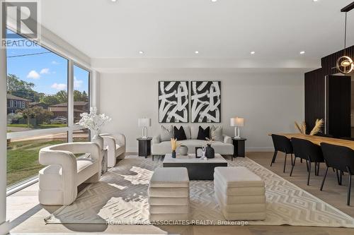 98 Bobmar Road, Toronto, ON - Indoor Photo Showing Living Room