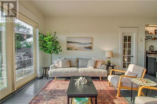 1410 Red Head Road, Saint John, NB - Indoor Photo Showing Living Room