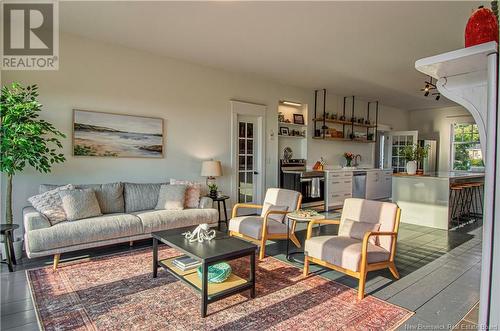 1410 Red Head Road, Saint John, NB - Indoor Photo Showing Living Room