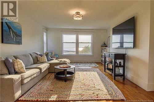 1410 Red Head Road, Saint John, NB - Indoor Photo Showing Living Room