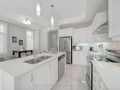 51 Wuhan Lane, Markham, ON - Indoor Photo Showing Kitchen With Double Sink With Upgraded Kitchen