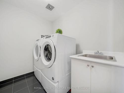 51 Wuhan Lane, Markham, ON - Indoor Photo Showing Laundry Room