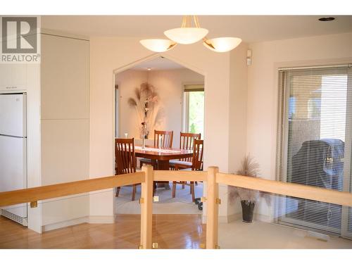 307 Sandpiper Court, Kelowna, BC - Indoor Photo Showing Dining Room