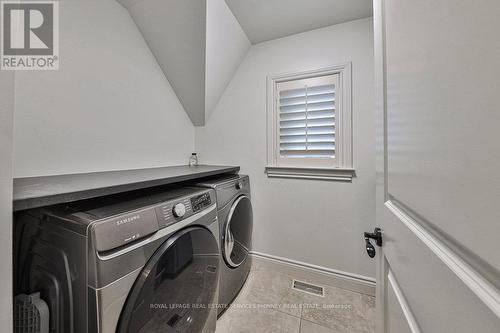 1359 Sedgewick Crescent, Oakville, ON - Indoor Photo Showing Laundry Room