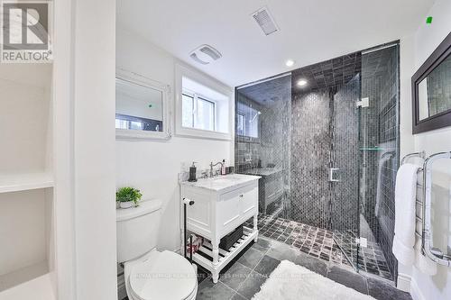 1359 Sedgewick Crescent, Oakville, ON - Indoor Photo Showing Bathroom