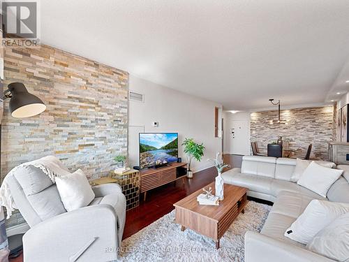 2201 - 299 Mill Road, Toronto (Markland Wood), ON - Indoor Photo Showing Living Room