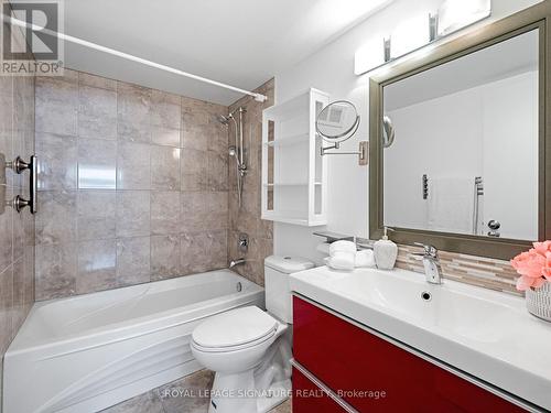 2201 - 299 Mill Road, Toronto (Markland Wood), ON - Indoor Photo Showing Bathroom