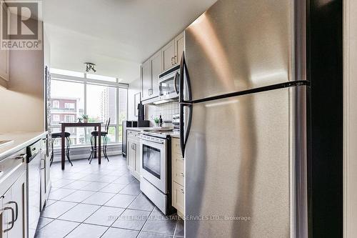 514 - 430 Pearl Street, Burlington, ON - Indoor Photo Showing Kitchen