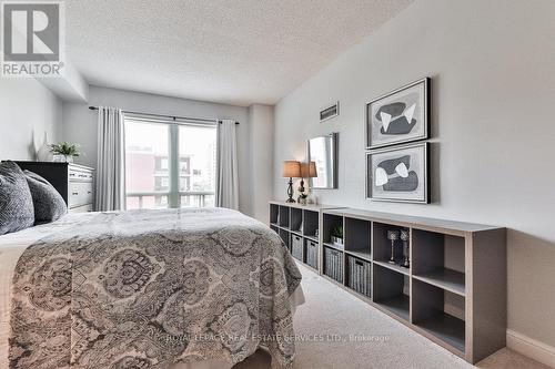 514 - 430 Pearl Street, Burlington (Brant), ON - Indoor Photo Showing Bedroom