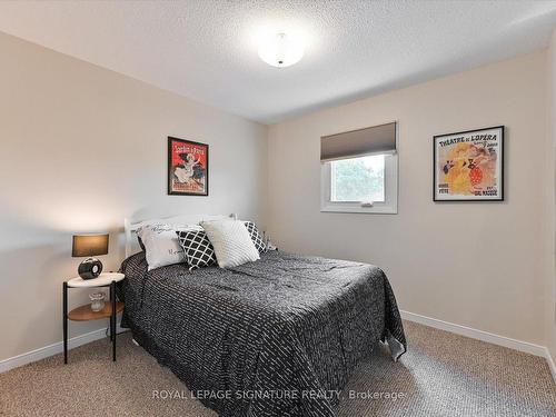 4128 Powderhorn Cres, Mississauga, ON - Indoor Photo Showing Bedroom