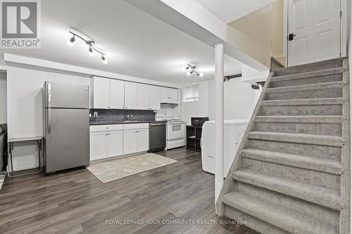 85 Albert Street W, Thorold, ON - Indoor Photo Showing Kitchen