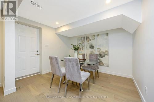 402 Pinetree Crescent, Cambridge, ON - Indoor Photo Showing Dining Room