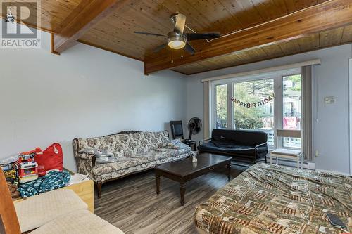 6 Abbey Road, Halifax, NS - Indoor Photo Showing Living Room