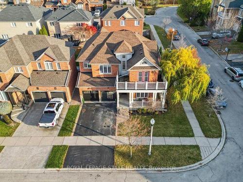 4 Cardiff Lane, Hamilton, ON - Outdoor With Facade