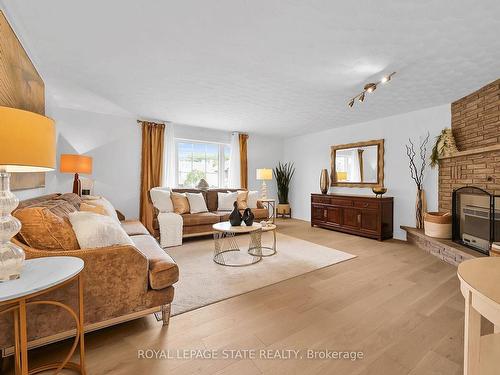 138 Lavender Dr, Hamilton, ON - Indoor Photo Showing Living Room With Fireplace