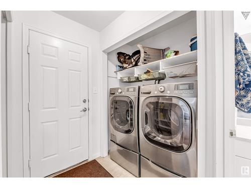 4123 22 Av Nw, Edmonton, AB - Indoor Photo Showing Laundry Room