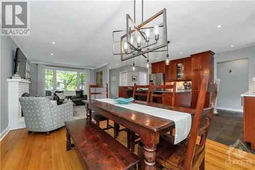 2149 Queensgrove Road, Ottawa, ON - Indoor Photo Showing Dining Room