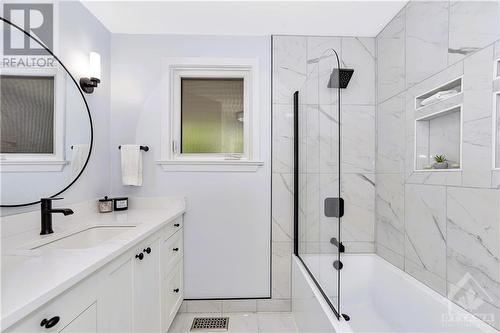 2149 Queensgrove Road, Ottawa, ON - Indoor Photo Showing Bathroom