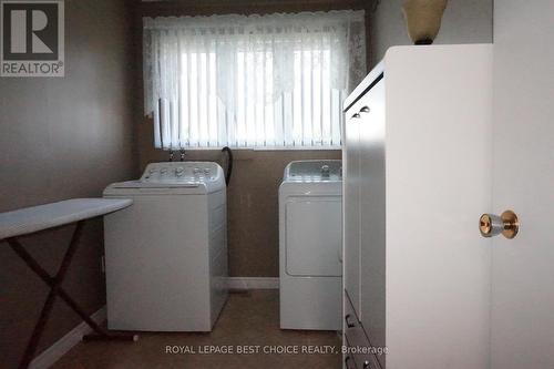 383 Joyal Street, Temiskaming Shores, ON - Indoor Photo Showing Laundry Room