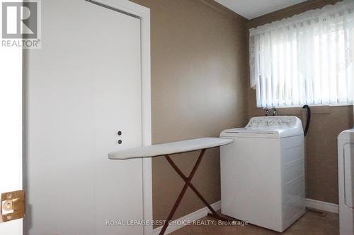 383 Joyal Street, Temiskaming Shores, ON - Indoor Photo Showing Laundry Room