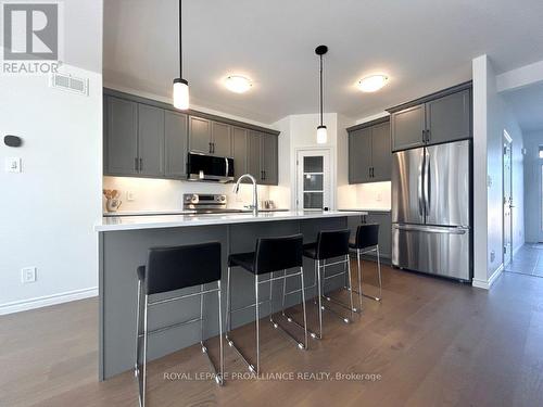 8 Otonabee Street, Belleville, ON - Indoor Photo Showing Kitchen With Upgraded Kitchen