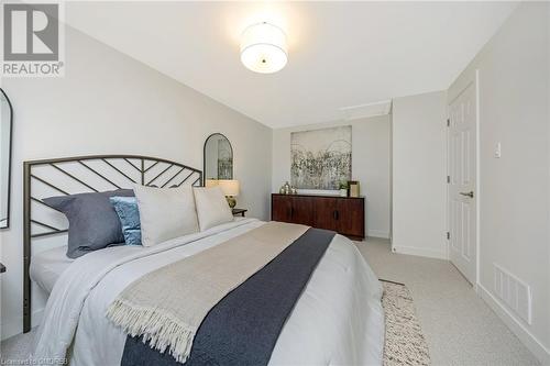 402 Pinetree Crescent, Cambridge, ON - Indoor Photo Showing Bedroom