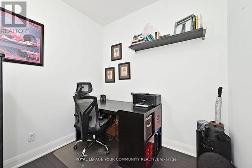 1310 - 2900 Highway 7, Vaughan, ON - Indoor Photo Showing Other Room