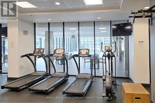 1310 - 2900 Highway 7, Vaughan, ON - Indoor Photo Showing Gym Room