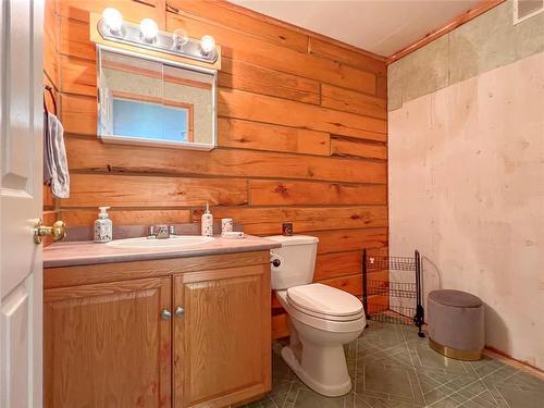 Swan River, Manitoba - Indoor Photo Showing Bathroom