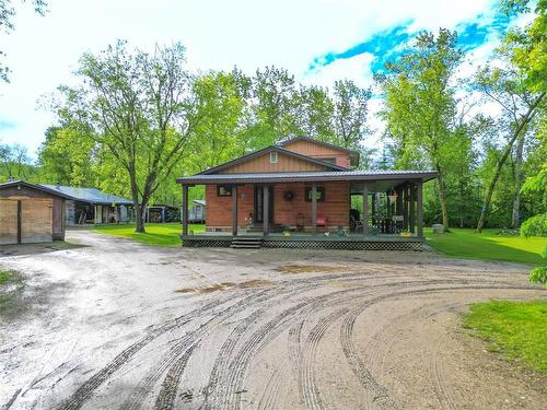 Swan River, Manitoba - Outdoor With Deck Patio Veranda